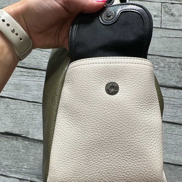 Coach Purse - Picture 6 of 12